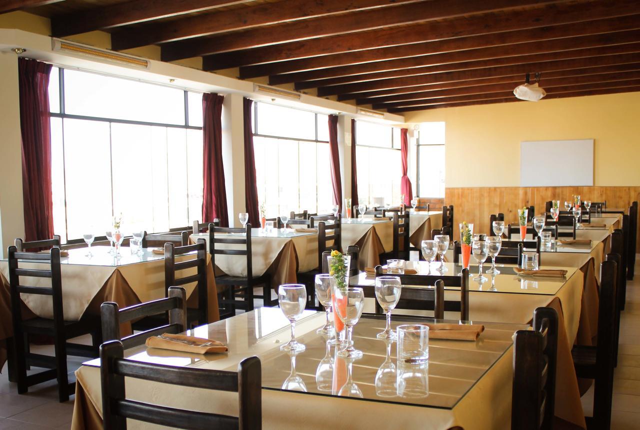 Gobernadora Bris Hotel מראה חיצוני תמונה